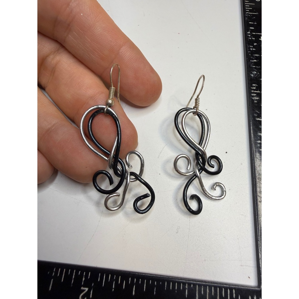 Handmade Abstract Wire Scroll Dangle Earrings Silver Black Two Tone Artistic